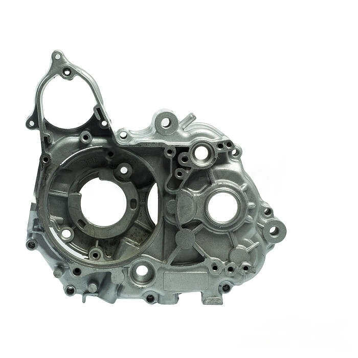 Meio Carter ESQ ATV110/125 Tipo2  , com motor de arranque por cima